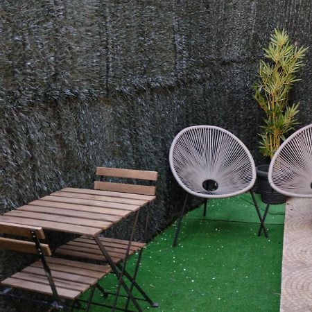 Апартаменты Garibaldi De Calais Fonctionnelle Nouvelle Renovation Jardin Prive Экстерьер фото